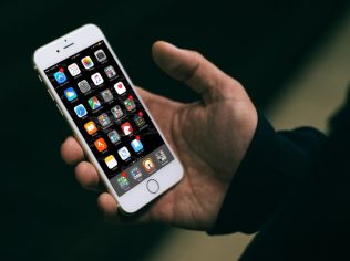 iphone-essential-apps-featured