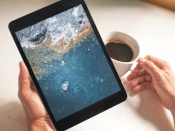 iPad-Pro-10.5-Demo-Wallpaper-Splash-768×576
