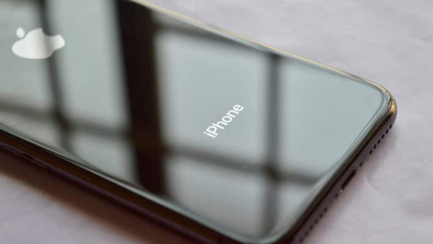 iPhone-X-Body-Shots-3