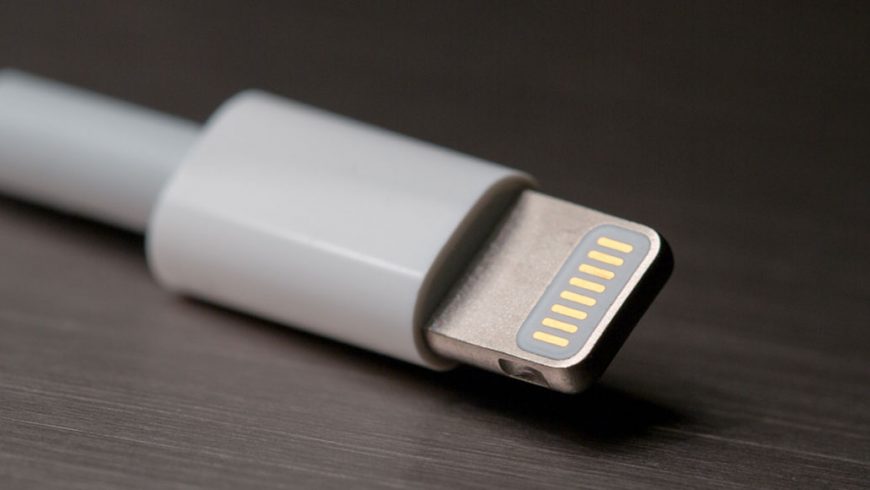 LightningCableInsideM