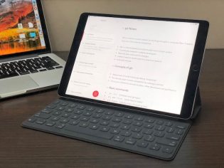 iPad-Pro-with-Smart-Keyboard