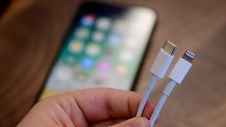 USB-C-Lightning-Cable