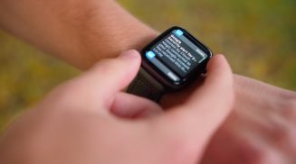 Apple-Watch-notifications-hero-001