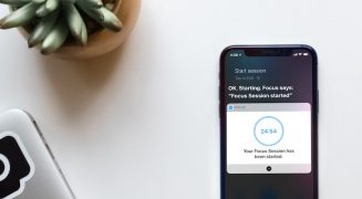 iOS-12-Best-iPhone-Apps-Siri-Shortcuts-Featured