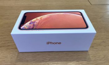 iPhone-XR-unboxing-photo-1024×608