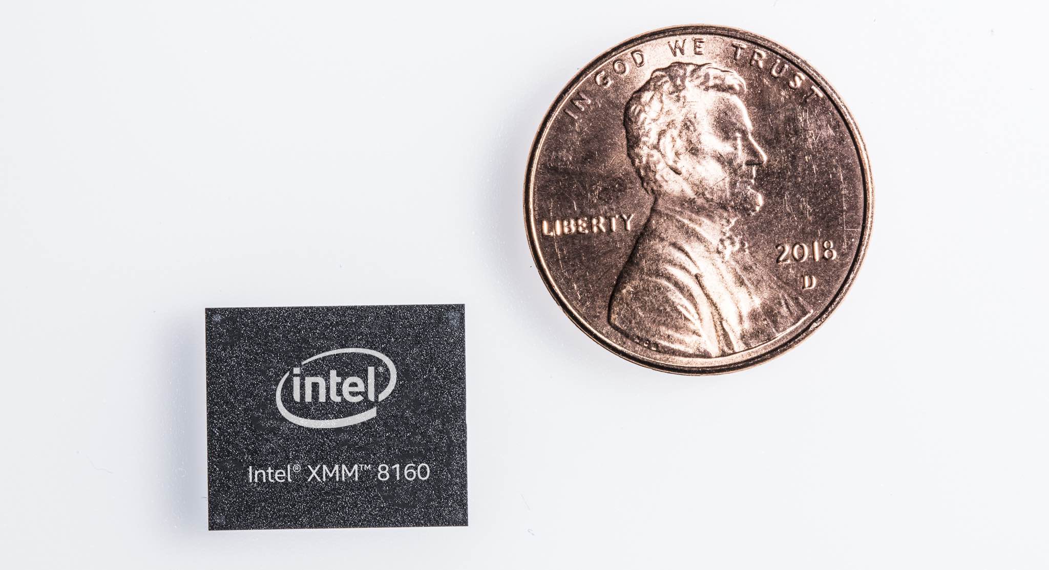 The Intel XMM 8160 5G modem will offer very clear improvements in power, size and scalability in a package that will be smaller than a U.S. penny. It will be released in the second half of 2019, and it will support the new standard for 5G New Radio (NR) standalone (SA) and non-standalone (NSA) modes as well as 4G, 3G and 2G legacy radios in a single chipset. (Credit: Intel Corporation)