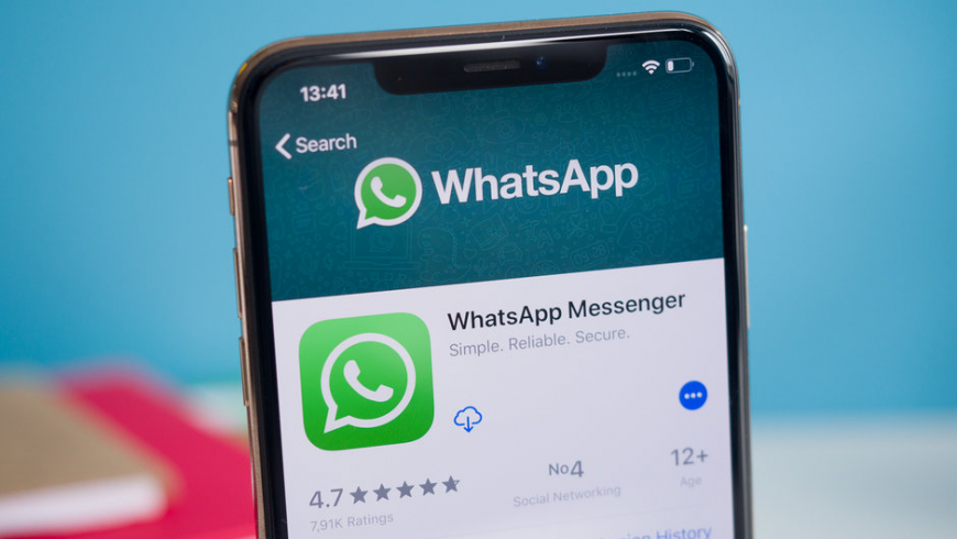 WhatsApp-update-allows-users-to-lock-it-behind-Face-ID-or-Touch-ID_large