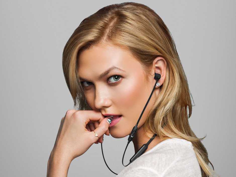Beats-X-Wireless-In-Ear-Headphone-Earphone-gear-photo