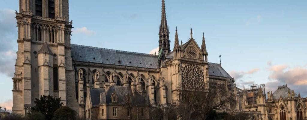 NotreDame-cathedral-1024×400