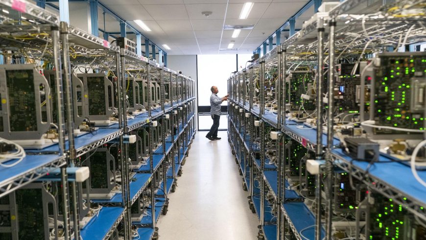 Apple-chip-testing-facility-001