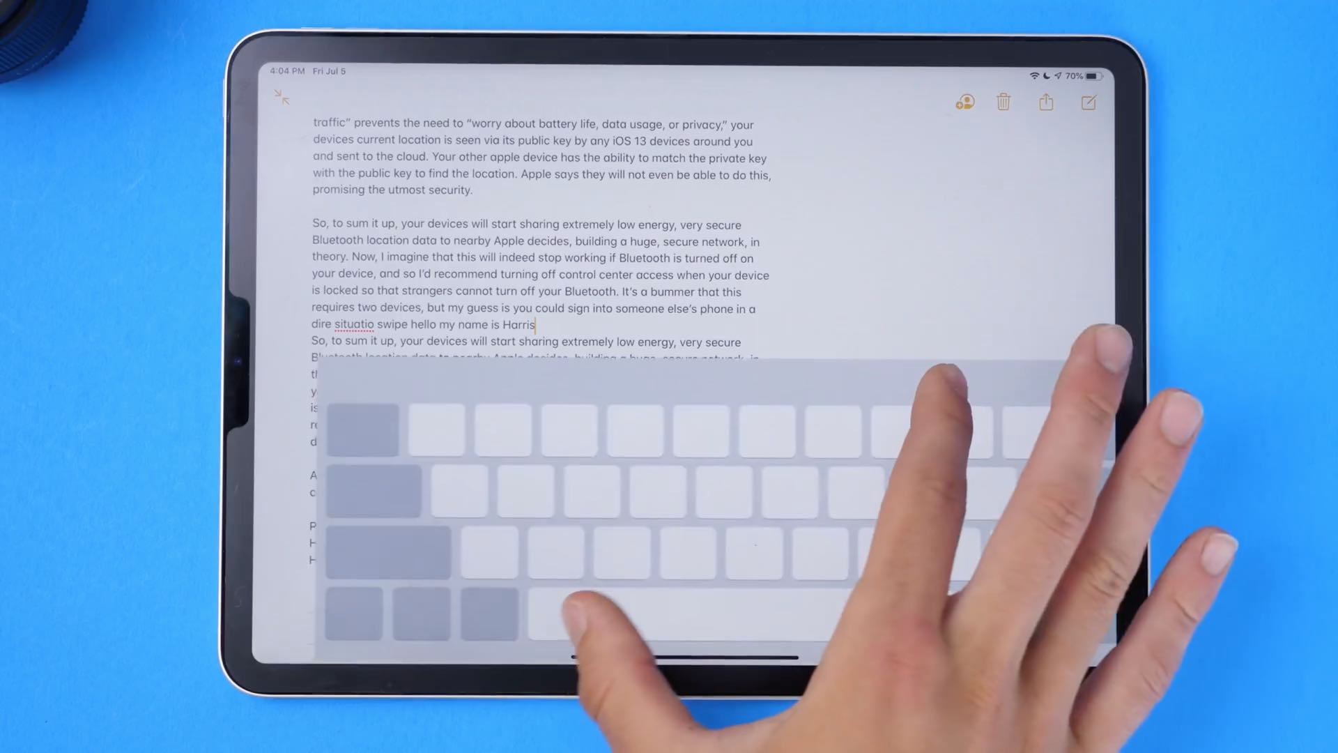 iPadOS-gestures-keyboard-expand-001