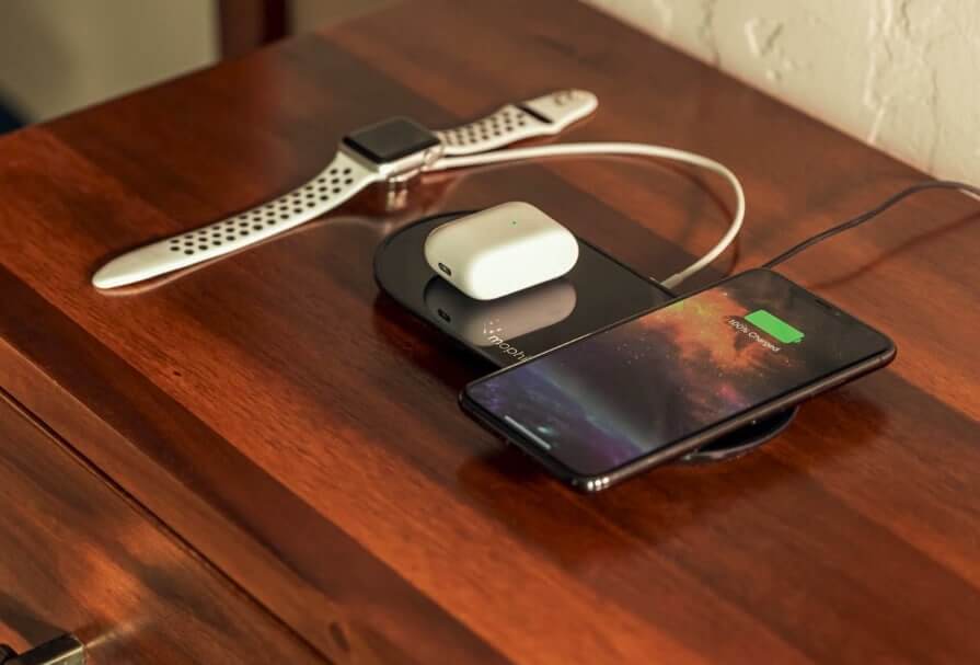 mophie-wireless-charging-pad