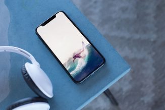 sports-iphone-wallpaper-mock-up