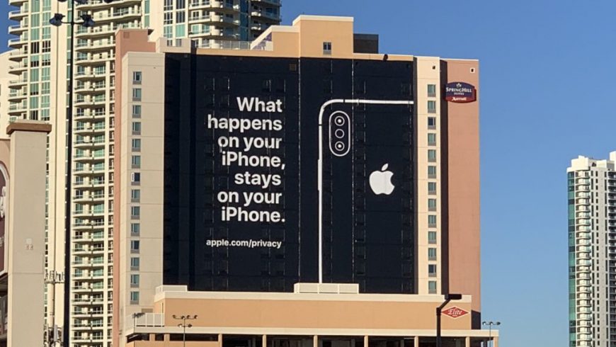 Apple-CES-board