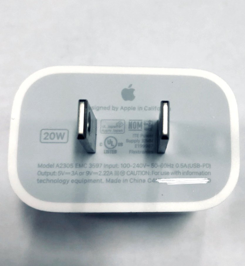 iphone-12-power-adapter