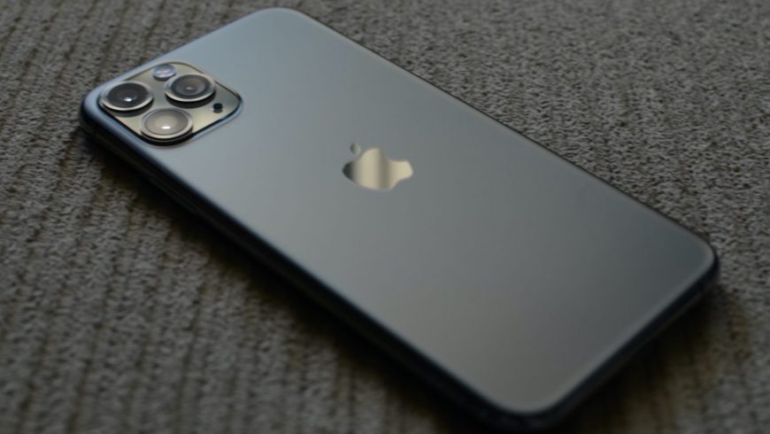 iPhone-11-Pro-1536×826
