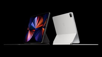 apple_ipad-pro-spring21_ipad-pro-magic-keyboard-2up_04202021-scaled