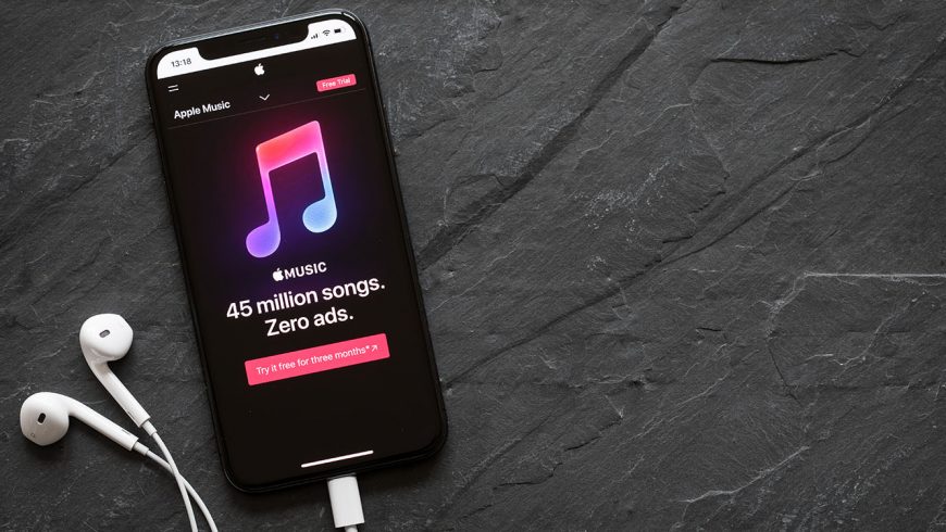 Apple-Music-and-Spotify