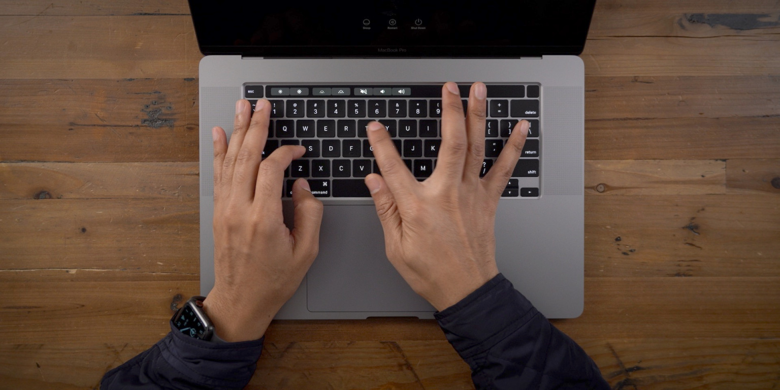16-inch-MacBook-Pro-Top-Features-Typing