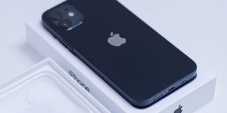 Foxconn-benefits-from-strong-demand-for-iPhone-12