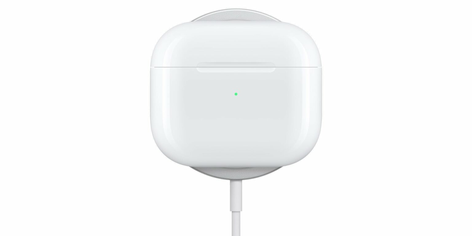 Apple-AirPods-third-generation-MAgSafe-charging-case-1536×768