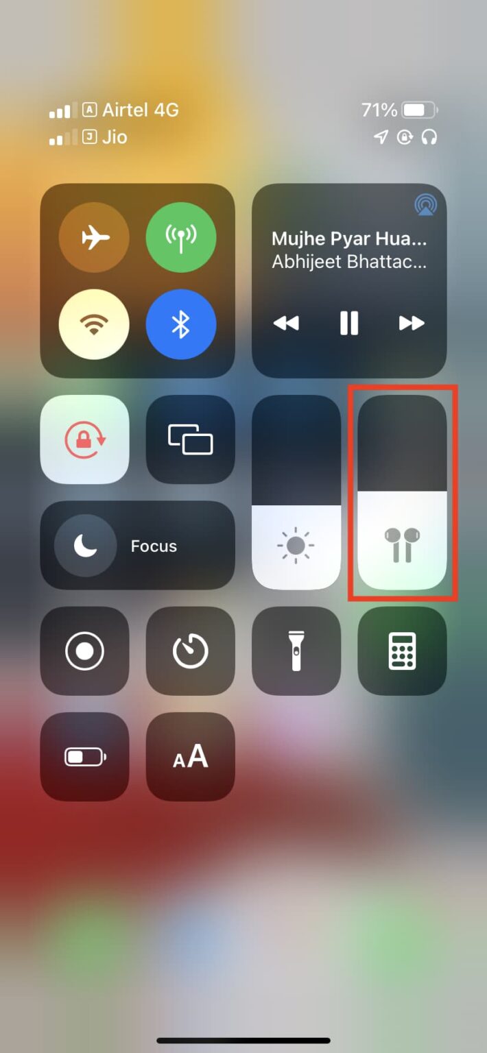 AirPods-volume-control-iPhone-710×1536