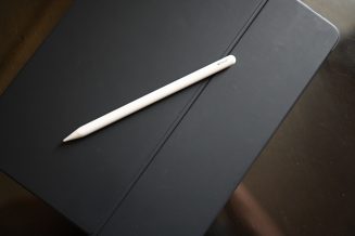 Apple-Pencil-2-Best-Accessories-iPad-Pro