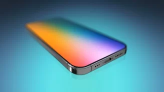iPhone-15-переход с Lightning-на-USB-C-в-2023