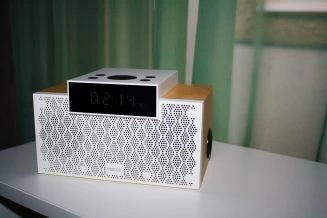 Edifier MP260 – идеальная колонка для спальни или рабочего места MP260 (обложка)