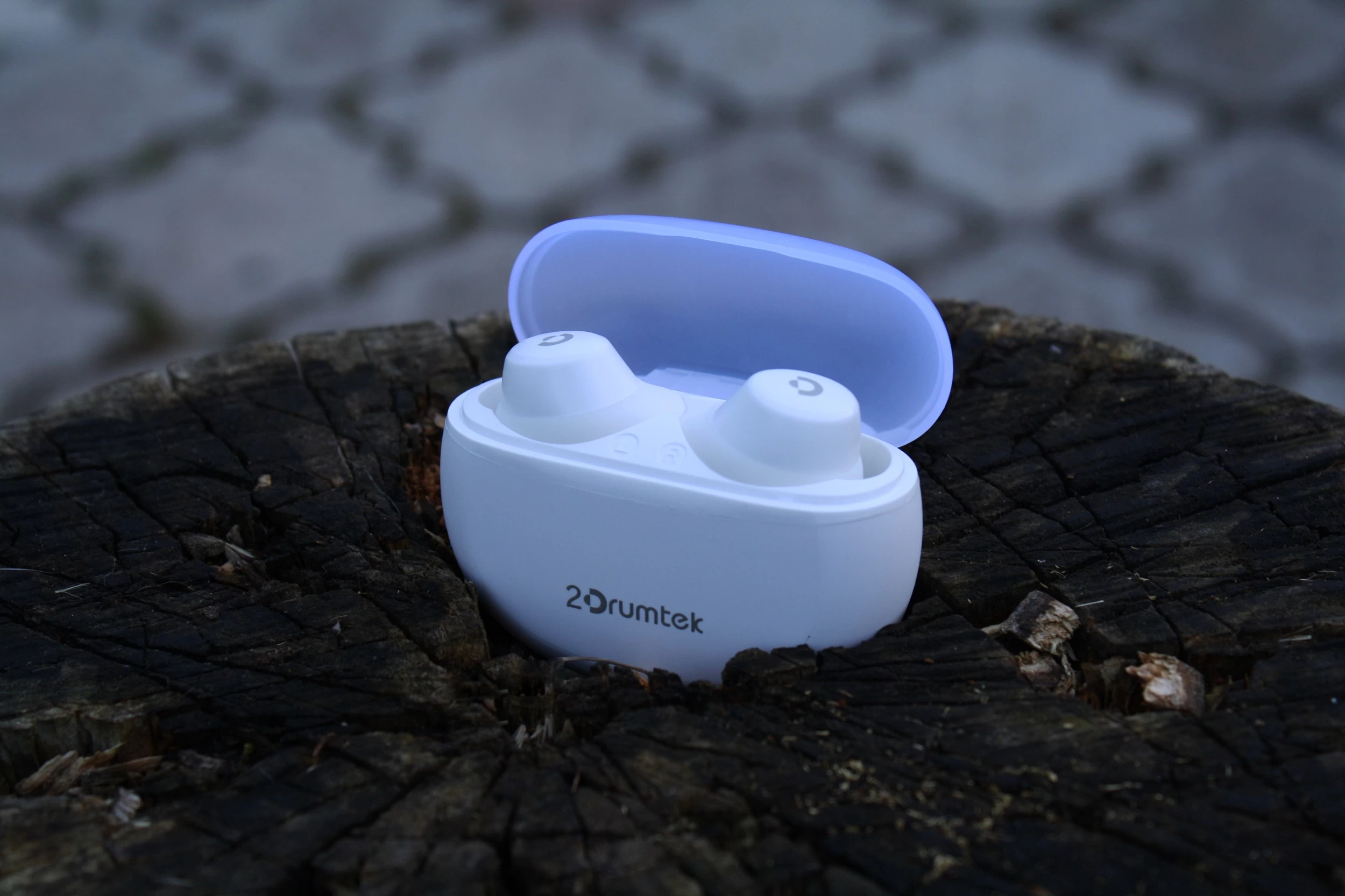 B27 наушники в футляре