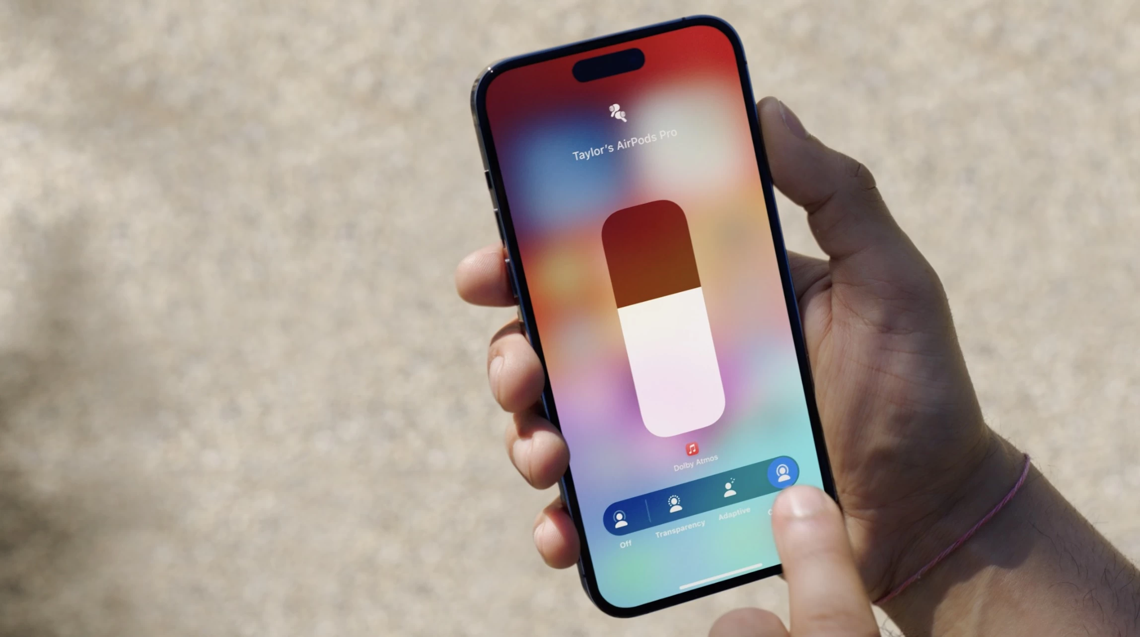 адаптивное аудио ios 17
