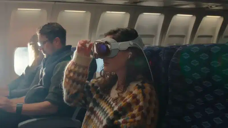 Apple-Vision-Pro-Travel-Mode