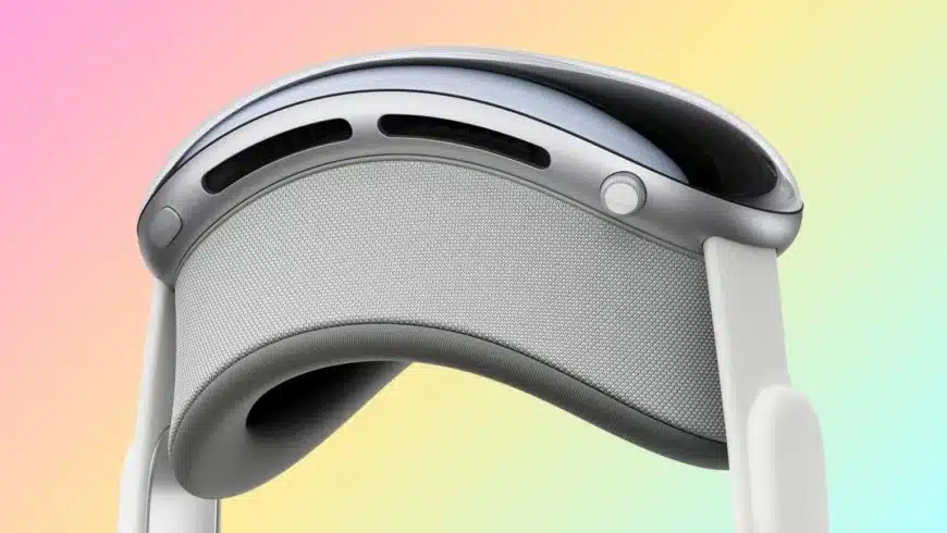 Apple-Vision-Pro-showing-both-top-buttons-1536×864