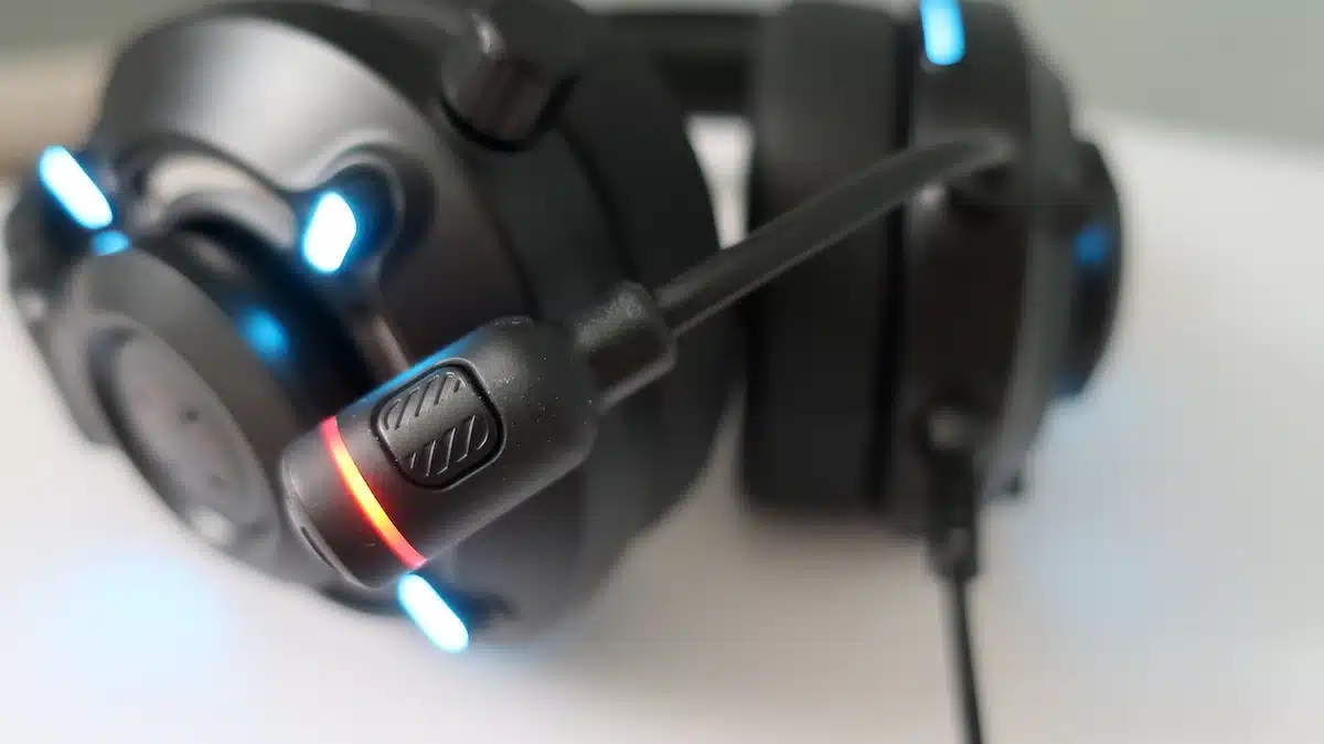 кнопка микрофона