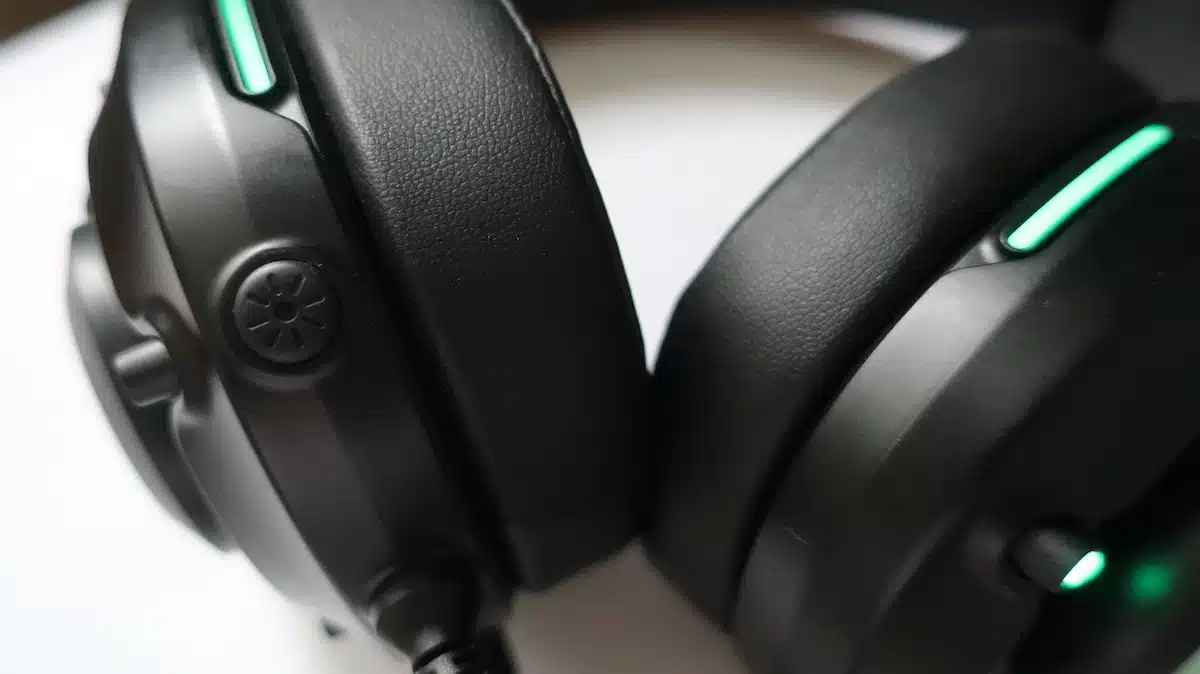 кнопка подсветки