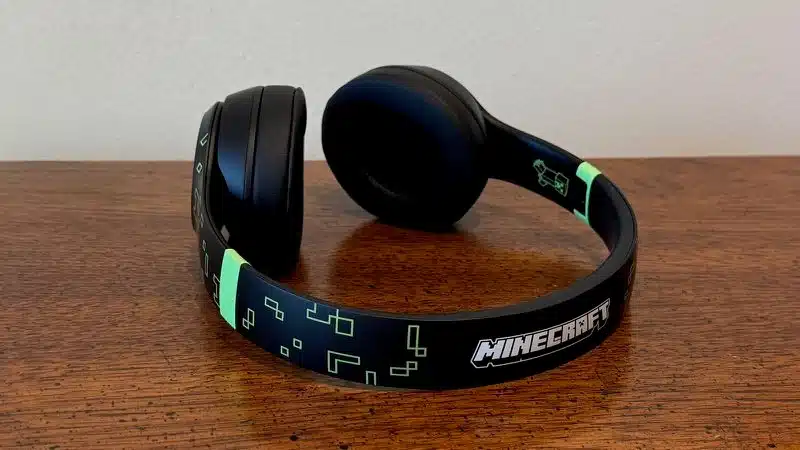 beats-solo-4-minecraft-logo