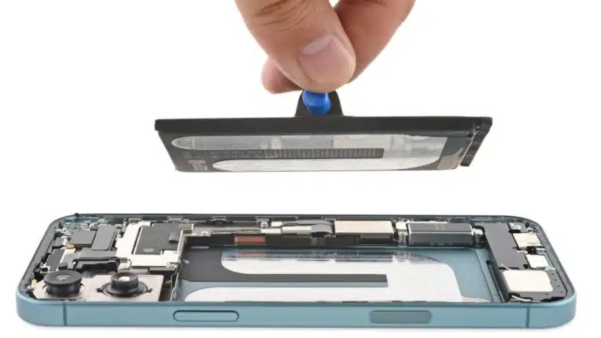 Apple-iPhone-16-Battery-iFixit-Teardown-1536×864