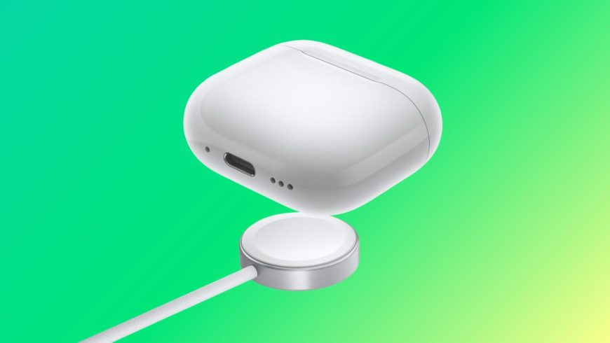 Charging-AirPods-4-with-ANC-using-an-Apple-Watch-charger-1536×864
